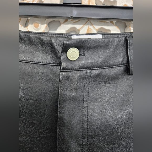 Princess Polly Macey Black Faux Leather Pants - Picture 6 of 12